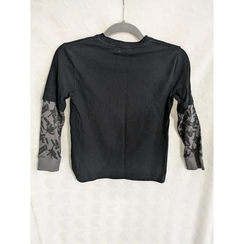 Youth Boy's Hybrid Tee- Size 8